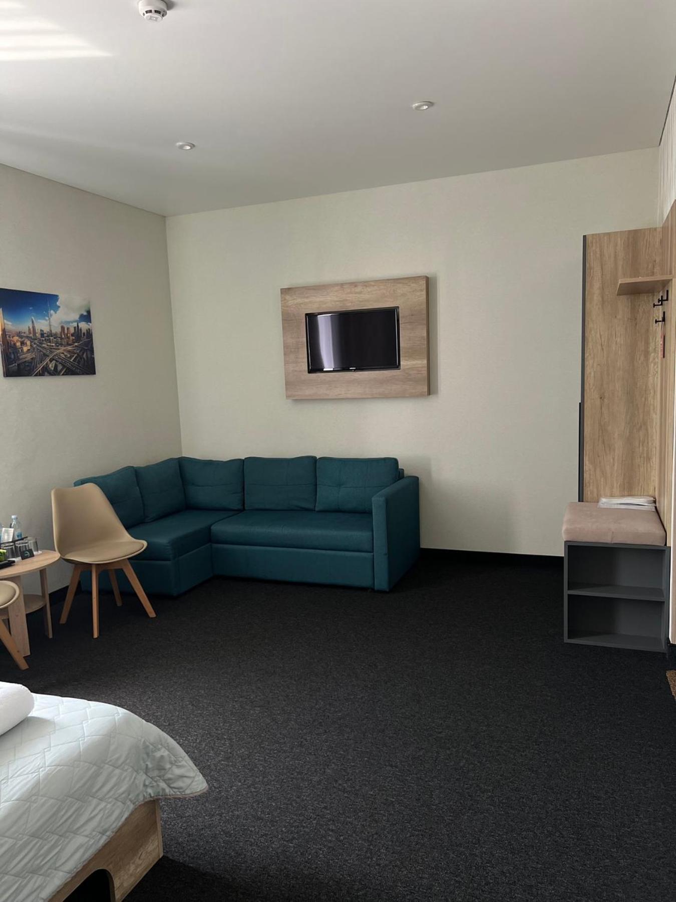 Korostyshiv Hotel Dozari מראה חיצוני תמונה