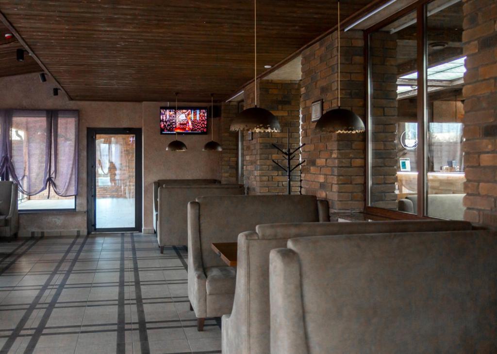 Korostyshiv Hotel Dozari מראה חיצוני תמונה